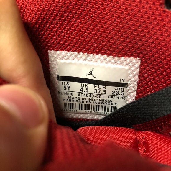 ~Used W/O Box! Youth Air Jordan Legacy 312 Toro Red Black Sneakers Size 5Y - Picture 6 of 6